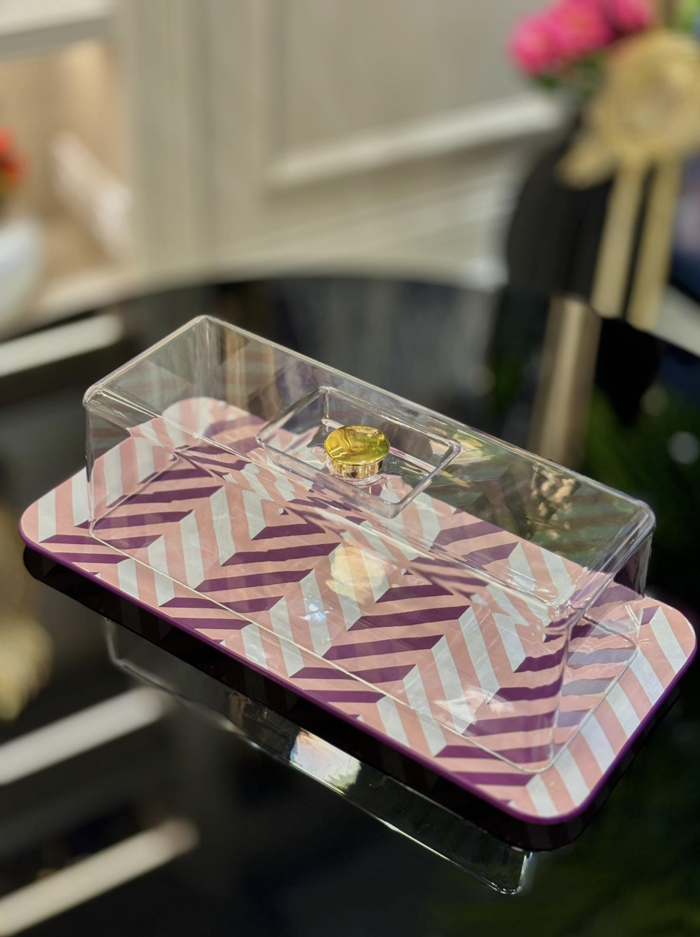 Kapaklı Kek Standı