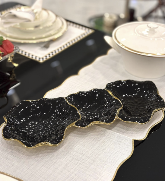 Siyah Gold Detaylı 3 Bölmeli Çerezlik