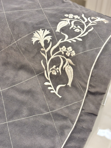 Gri Gümüş Nakışlı Seccade