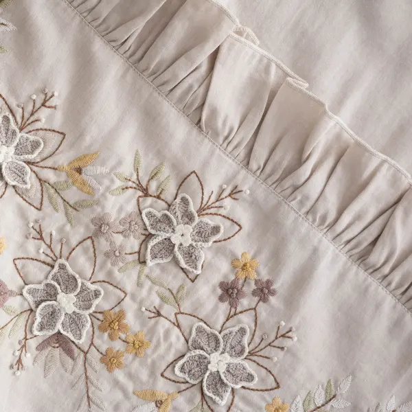 Zaira Çift Kişilik Nevresim Takımı Organik Pamuk Saten El Nakışlı Bej