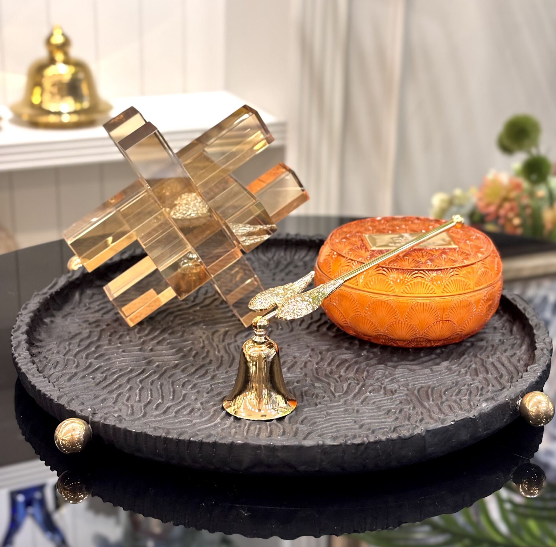 Tırtıklı Tepsi Altın Boncuklu