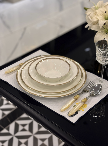 Vazo Desenli Amerikan Servis