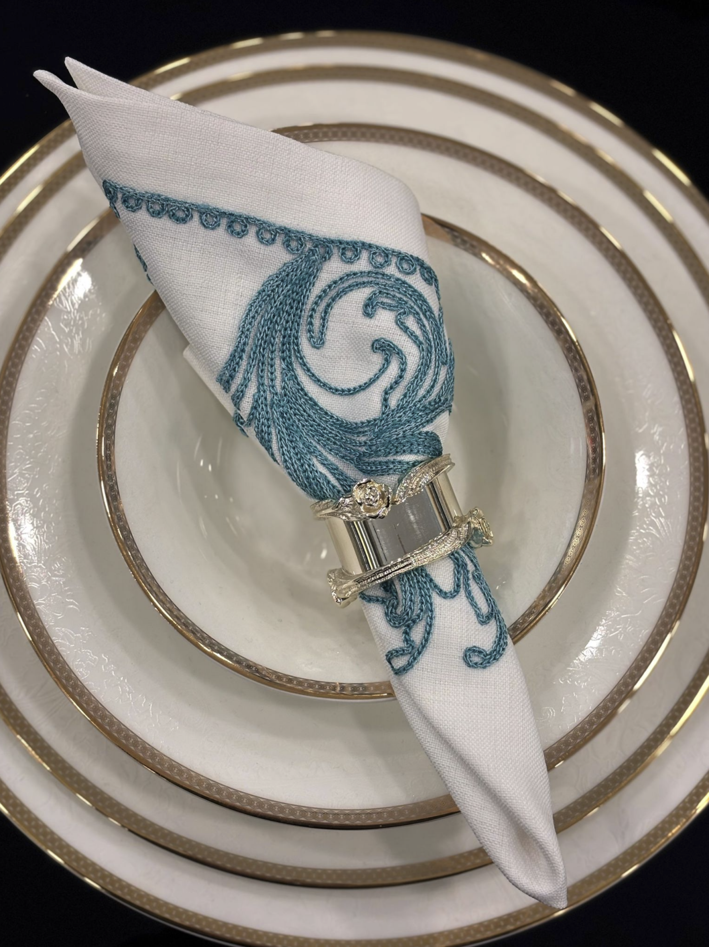 El işlemeli Turkuaz Peçete