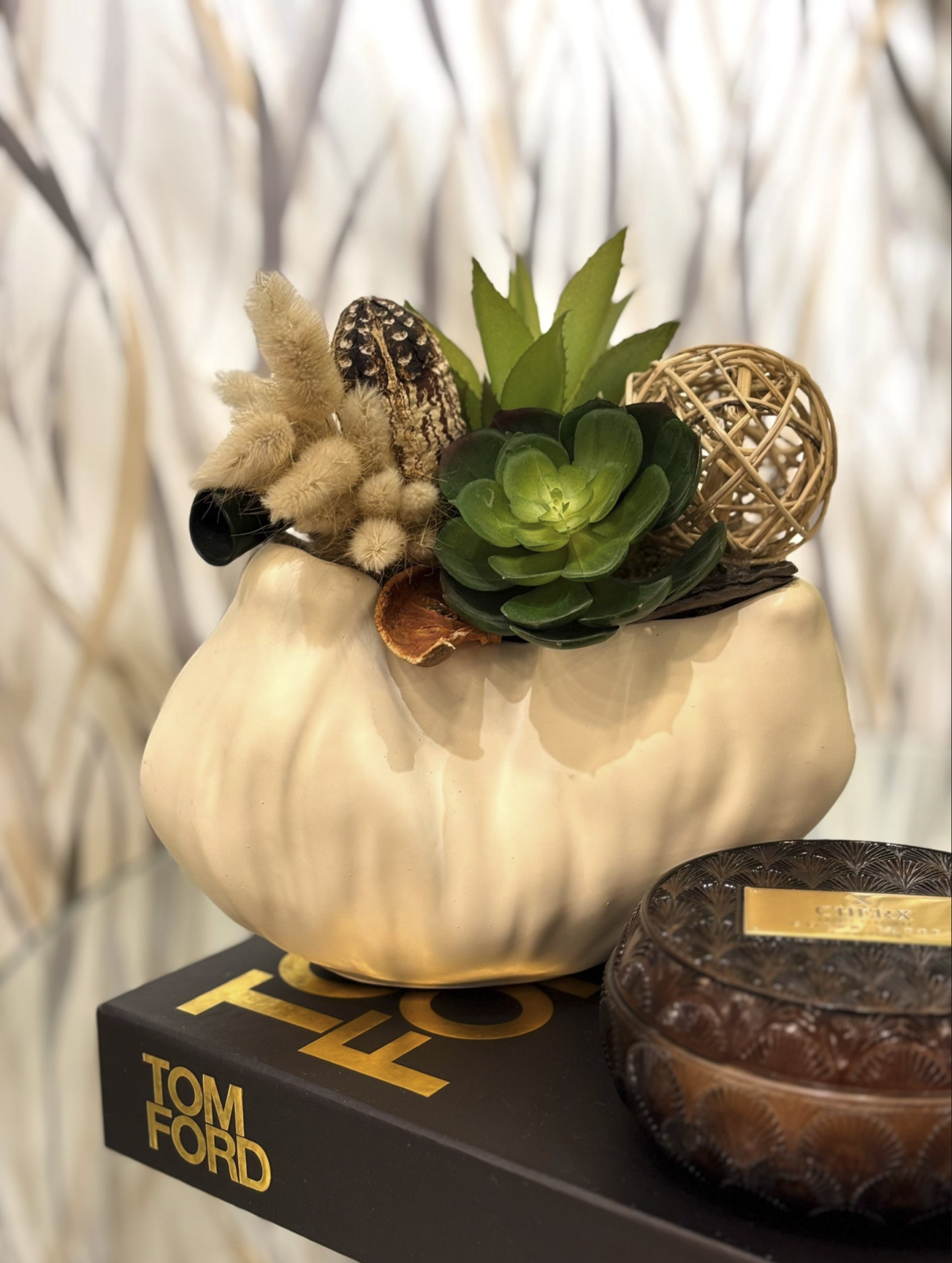 Krem Dalgalı Sukulent