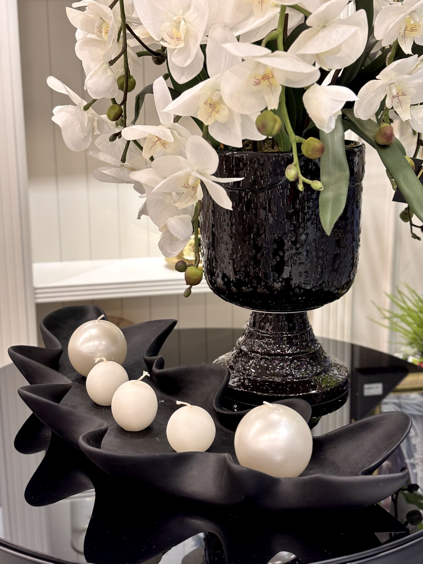 Siyah Yayvan Masa Üstü Obje