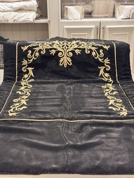 Siyah Altın Seccade