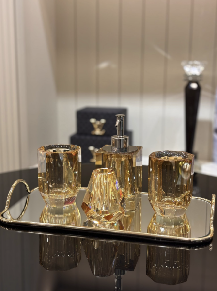 5 Parçalı Kristal Amber Banyo Seti