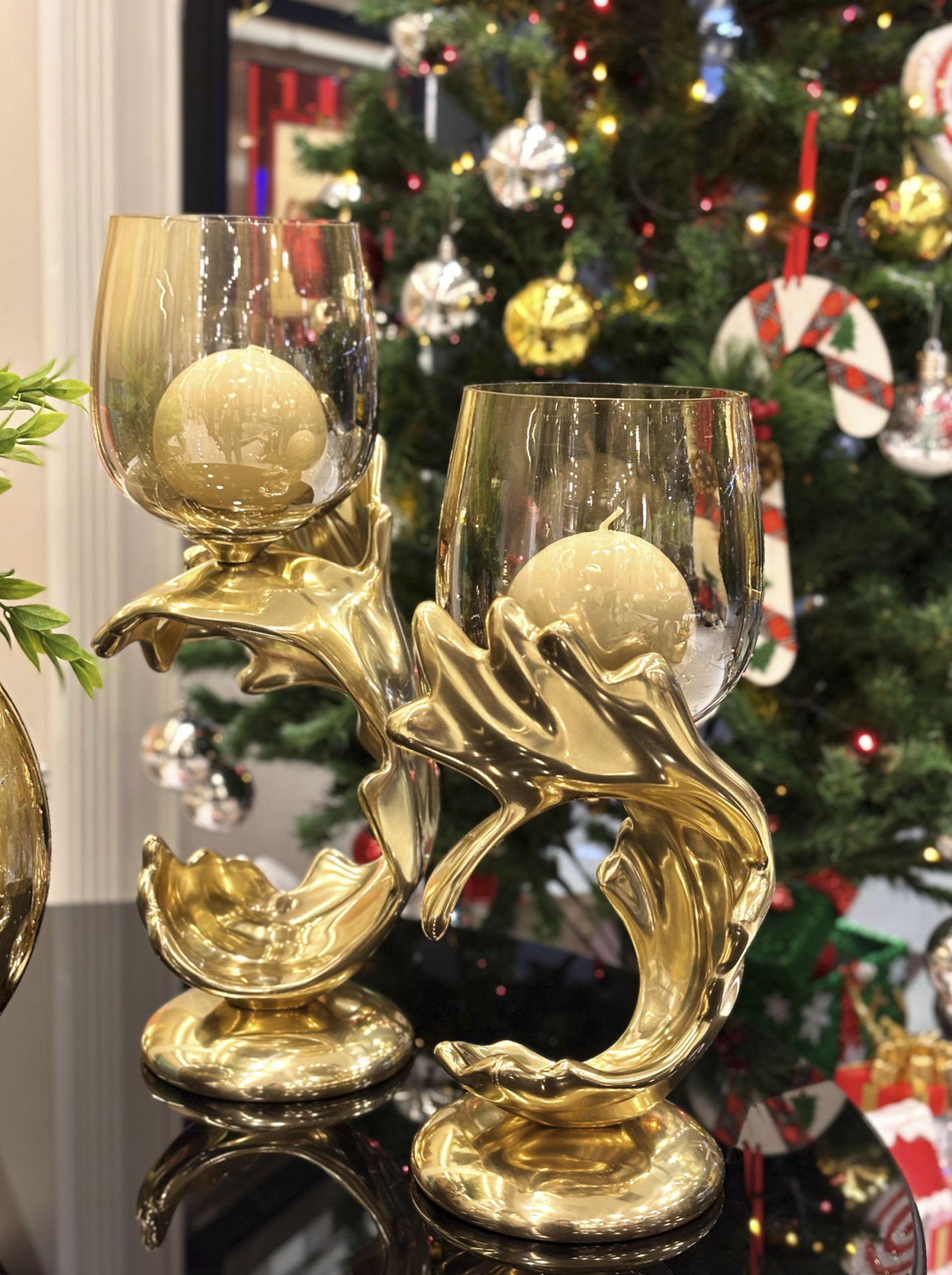 Gold Dalga Tasarımlı Cam Mumluk — Mikasa Moor