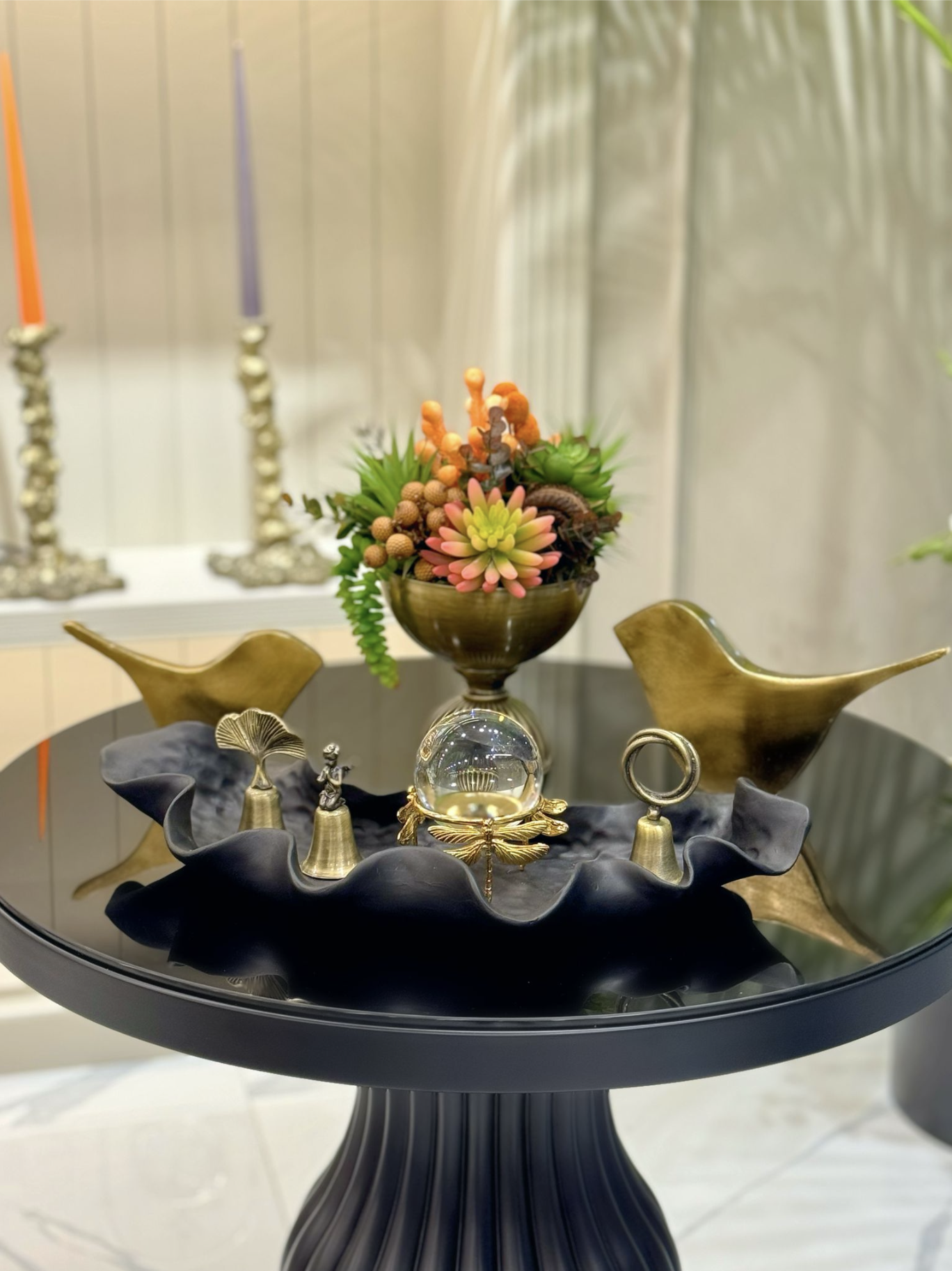 Metal Eskitme Saksılı Çiçek Aranjmanı